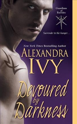 Devoured by darkness / Alexandra Ivy.